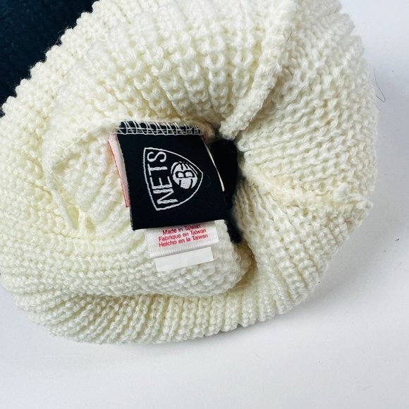 Mitchell & Ness NBA Basketball Brooklyn Nets Winter Hat Winter Knitted Hat - Picture 3 of 4